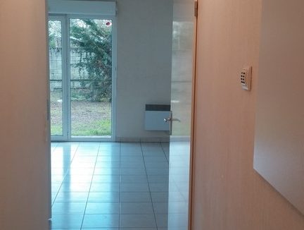 Cadaujac-Appartement-T3-parking-privatif-terrasse-garage-0214-12