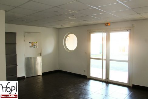 Gujan-Mestras-appartement-T2-a-renover-balcon-cellier-privatif-parking-1117-07