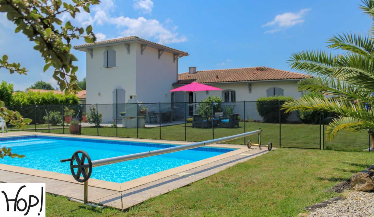 Le-Teich-maison-T6-piscine-terrasse-garage-jardin-0120-08