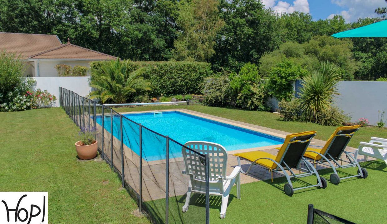 Le-Teich-maison-T6-piscine-terrasse-garage-jardin-0120-11