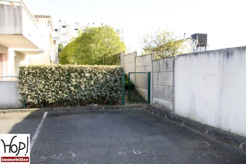 Pessac-Haut-Brion-appartement-T3-2-balcons-parking-jardin-0417-14