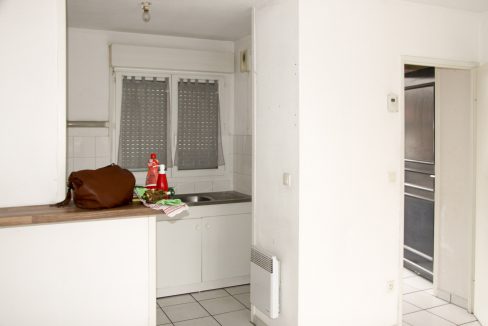 Saint-Medard-en-Jalles-appartement-T2-balcon-2-places-de-parking-0317-04