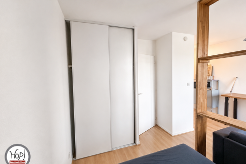 Locatrion T1 Bordeaux Meublé 1 (10)